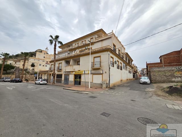 Piso de 3 habitaciones en Zurgena en venta - 59.000 € (Ref: 9172448)