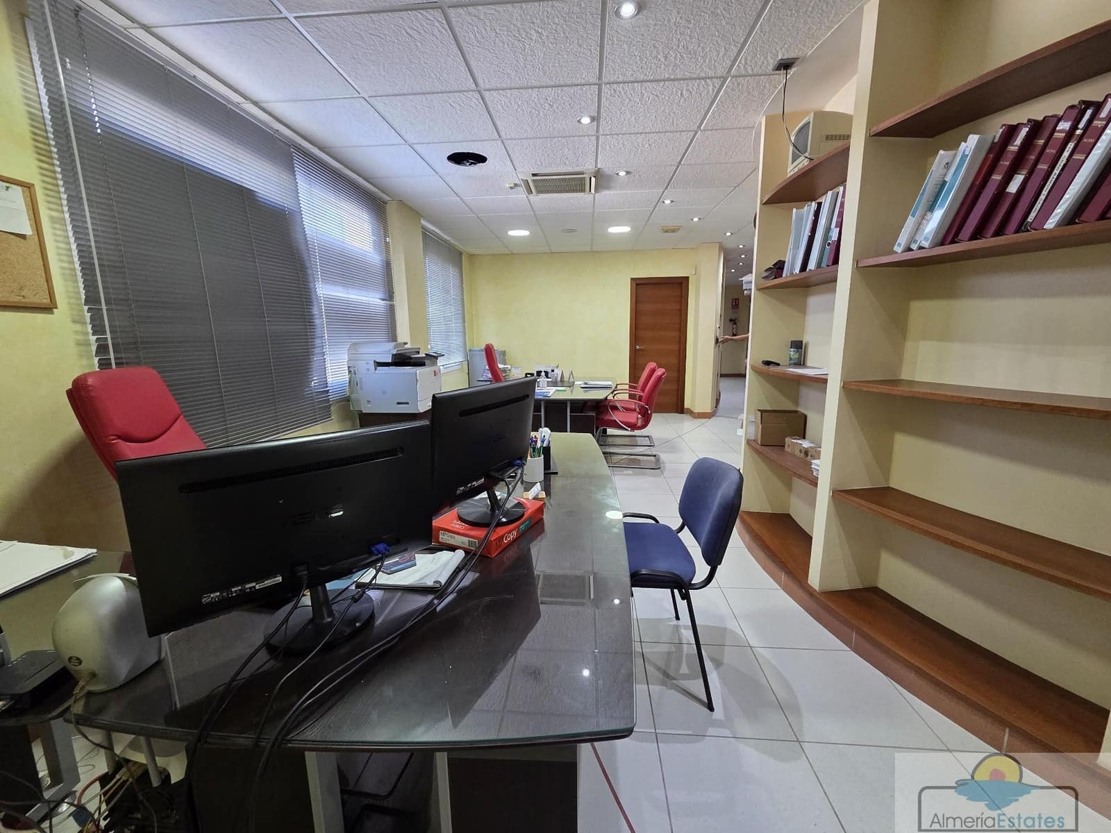 8 sypialnia Komercyjne do wynajęcia w Albox - 900 € (Ref: 9175899)