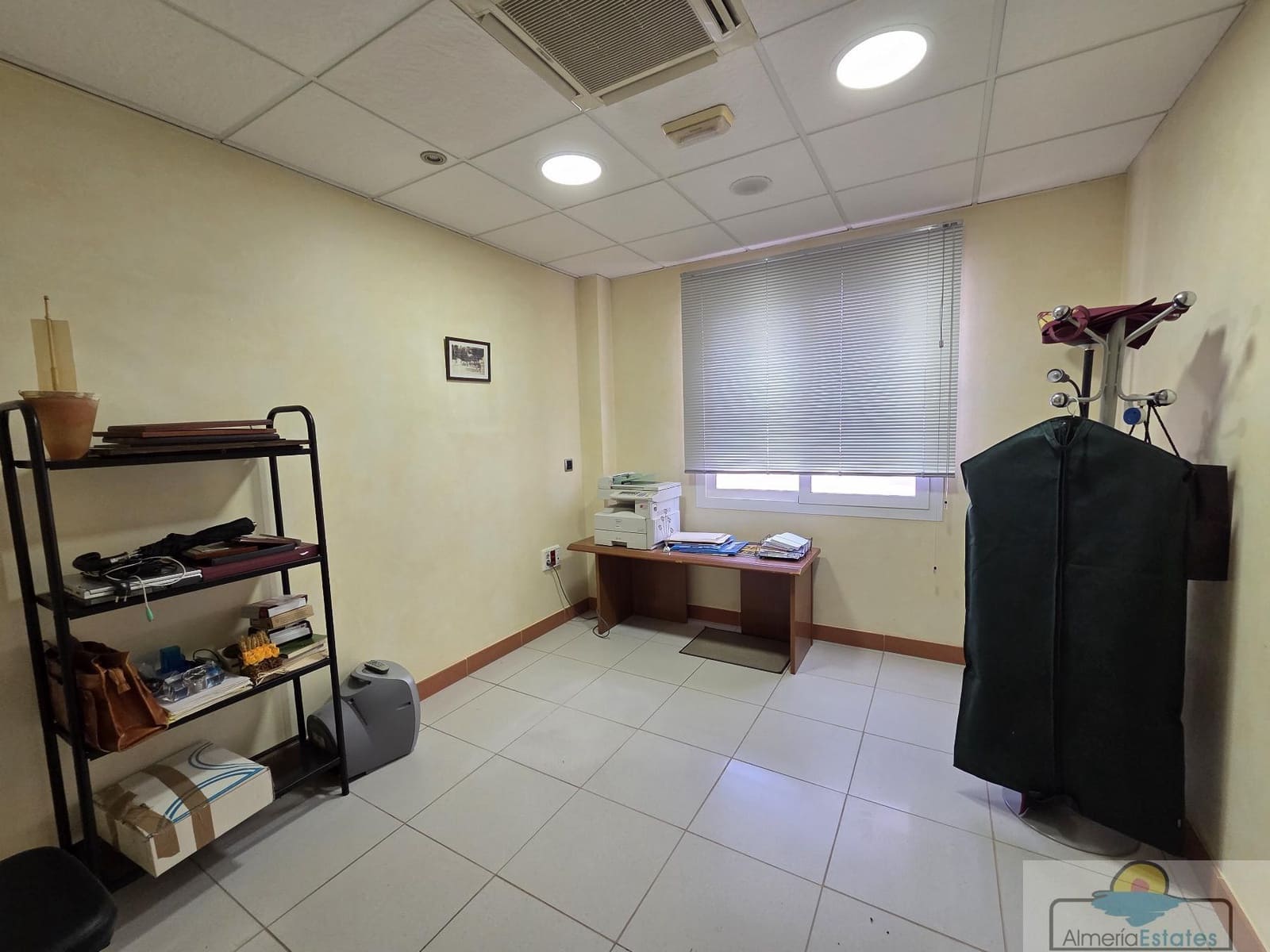 8 sypialnia Komercyjne do wynajęcia w Albox - 900 € (Ref: 9175899)