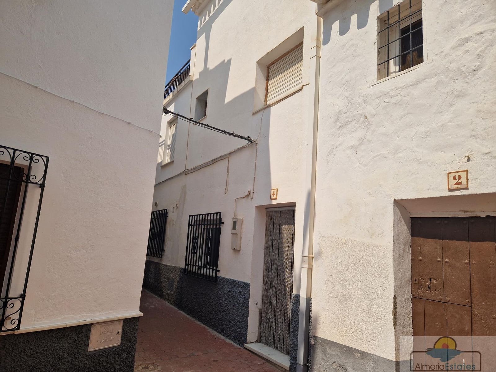 6 soveværelse Byhus til salg i Albanchez - € 69.000 (Ref: 9186337)