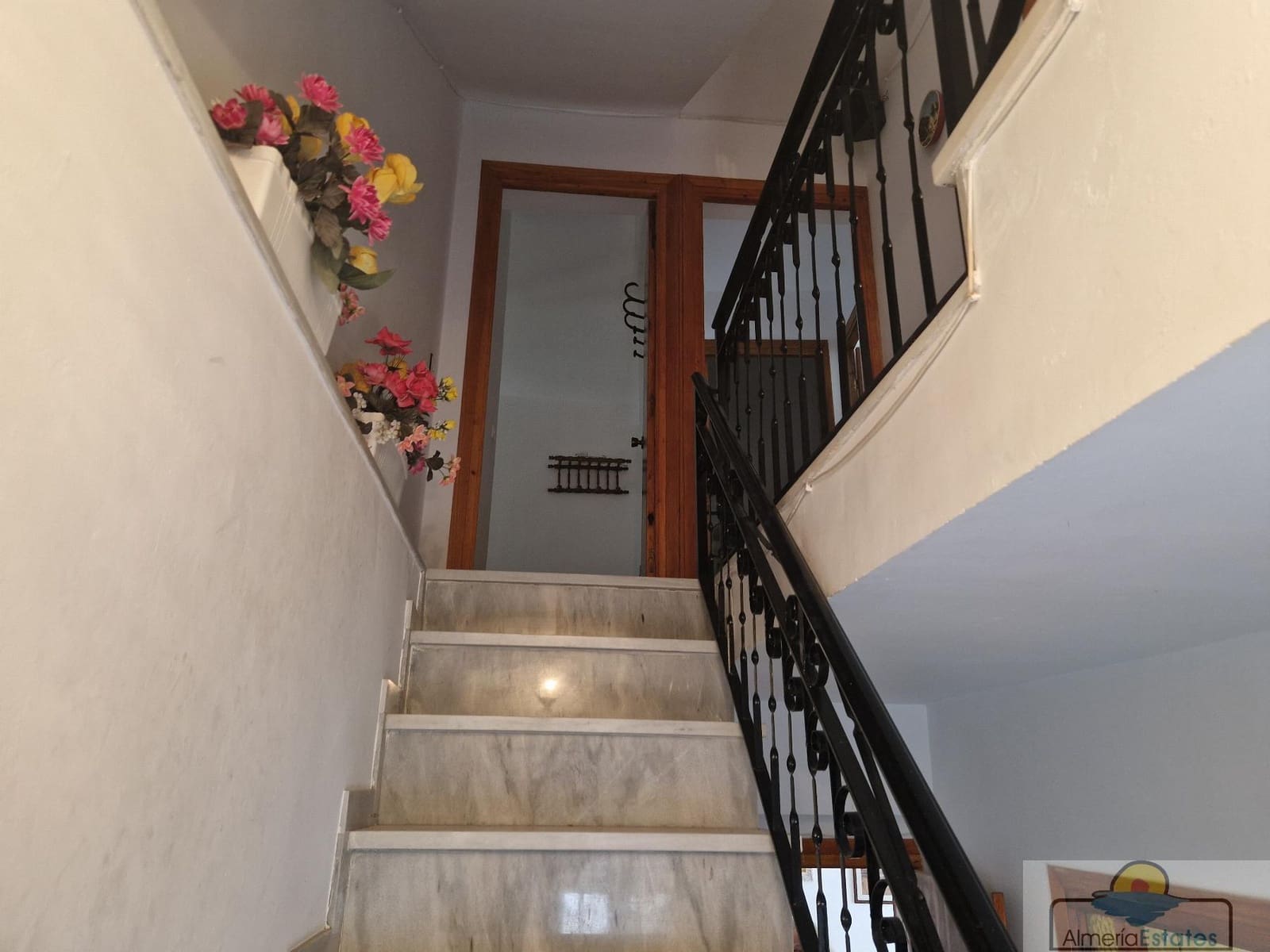 6 soveværelse Byhus til salg i Albanchez - € 69.000 (Ref: 9186337)