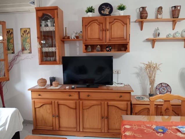 3 makuuhuone Huoneisto vuokrattavana paikassa Garrucha - 550 € (Ref: 9205725)