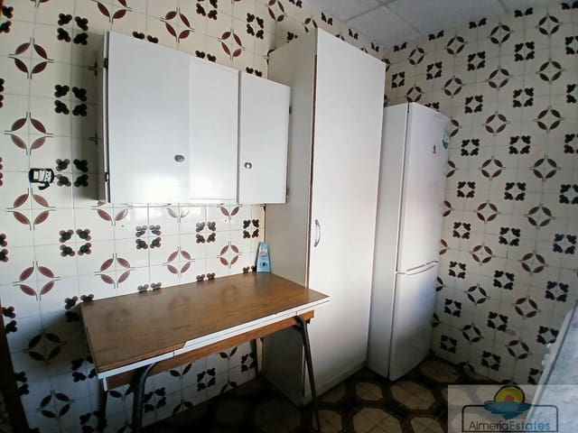 3 slaapkamer Flat te koop in Albox - € 73.000 (Ref: 9264250)