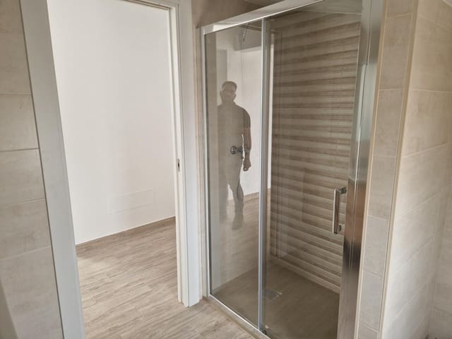 3 makuuhuone Omakotitalo vuokrattavana paikassa Albox - 900 € (Ref: 9293928)