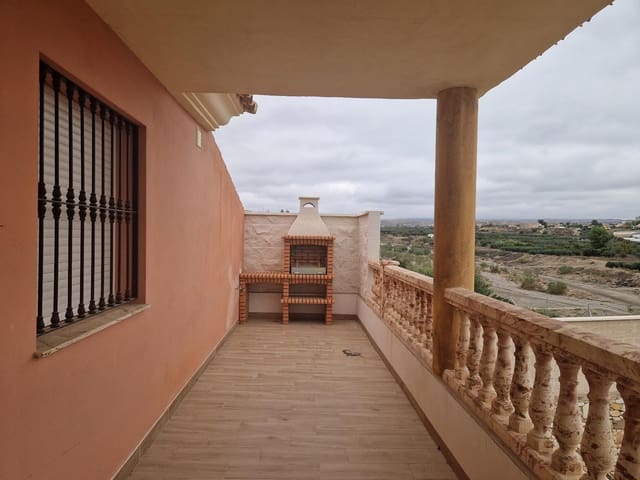 3 makuuhuone Omakotitalo vuokrattavana paikassa Albox - 900 € (Ref: 9293928)