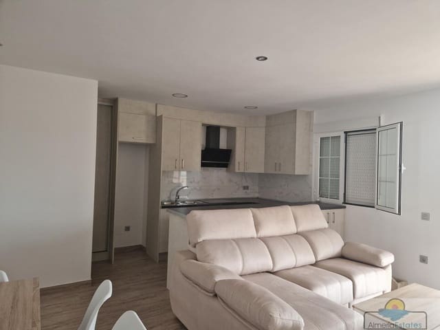 3 soveværelse Byhus til leje i Albox - € 900 (Ref: 9293928)