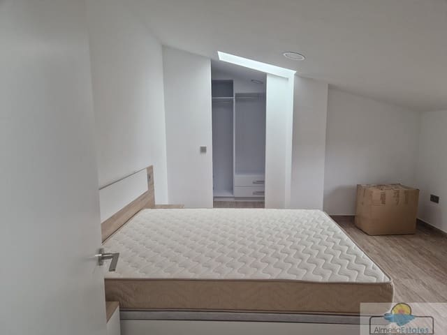 3 soveværelse Byhus til leje i Albox - € 900 (Ref: 9293928)