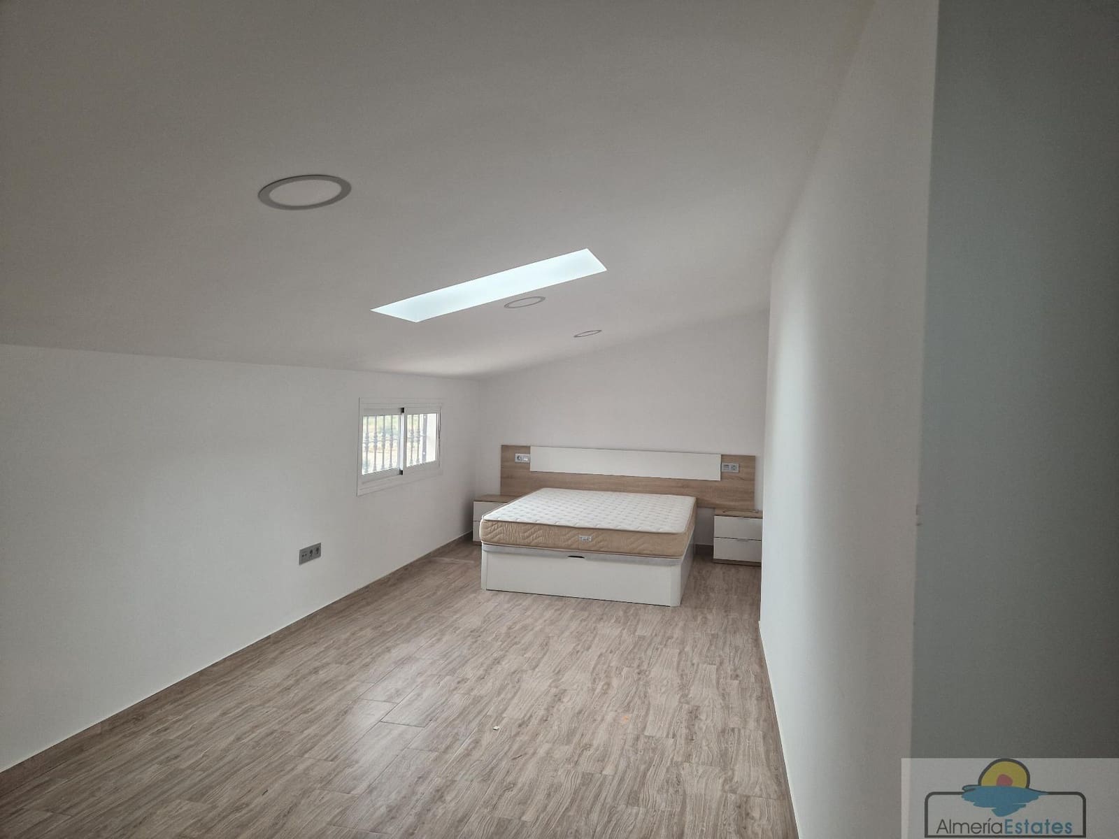 3 bedroom Townhouse for rent in Albox - € 900 (Ref: 9293928)