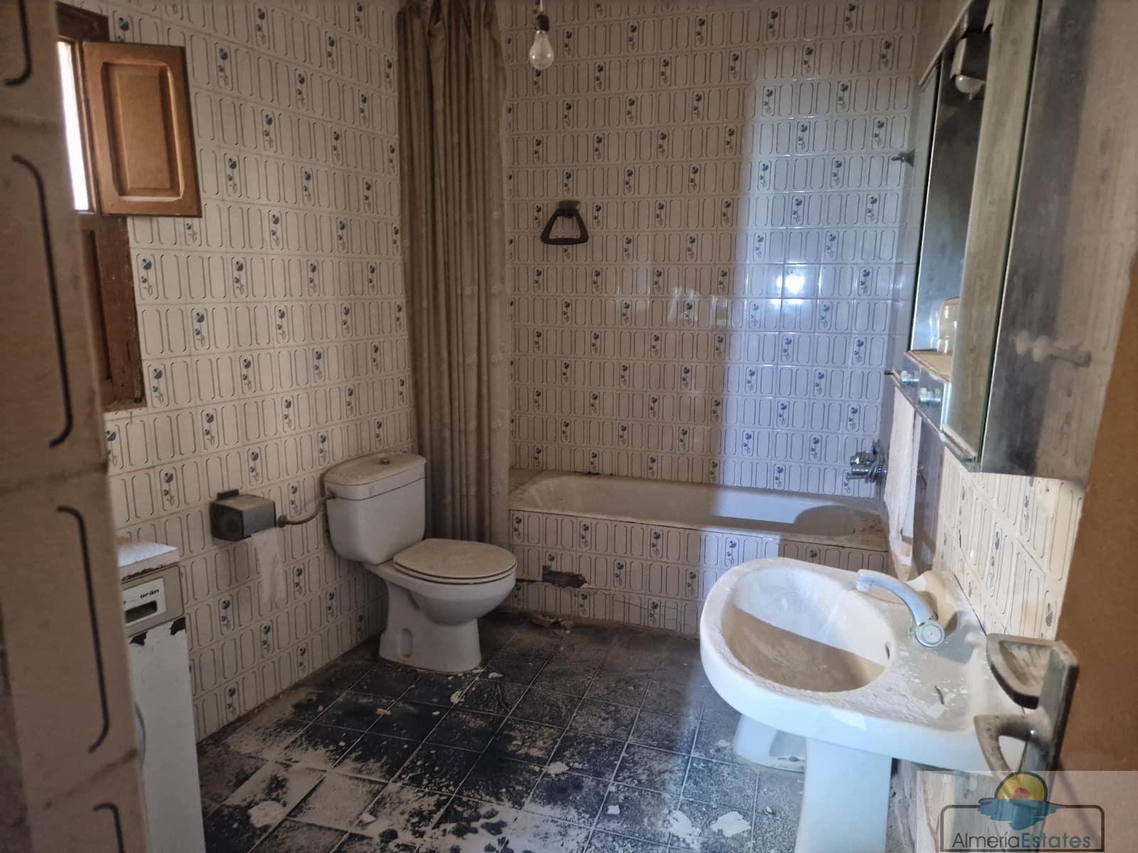 4 soverom Hus til salgs i Cantoria - € 55 000 (Ref: 9334582)