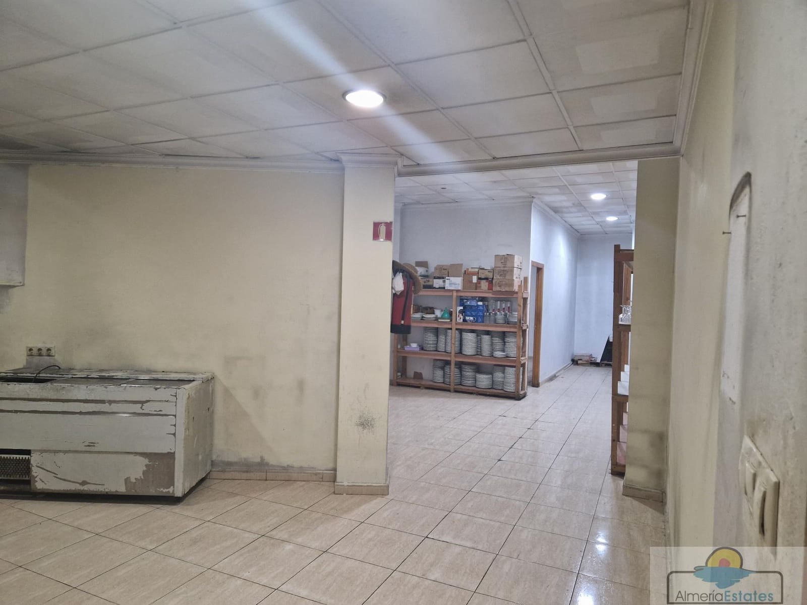 4 bedroom Commercial for rent in Albox - € 2,000 (Ref: 9334583)
