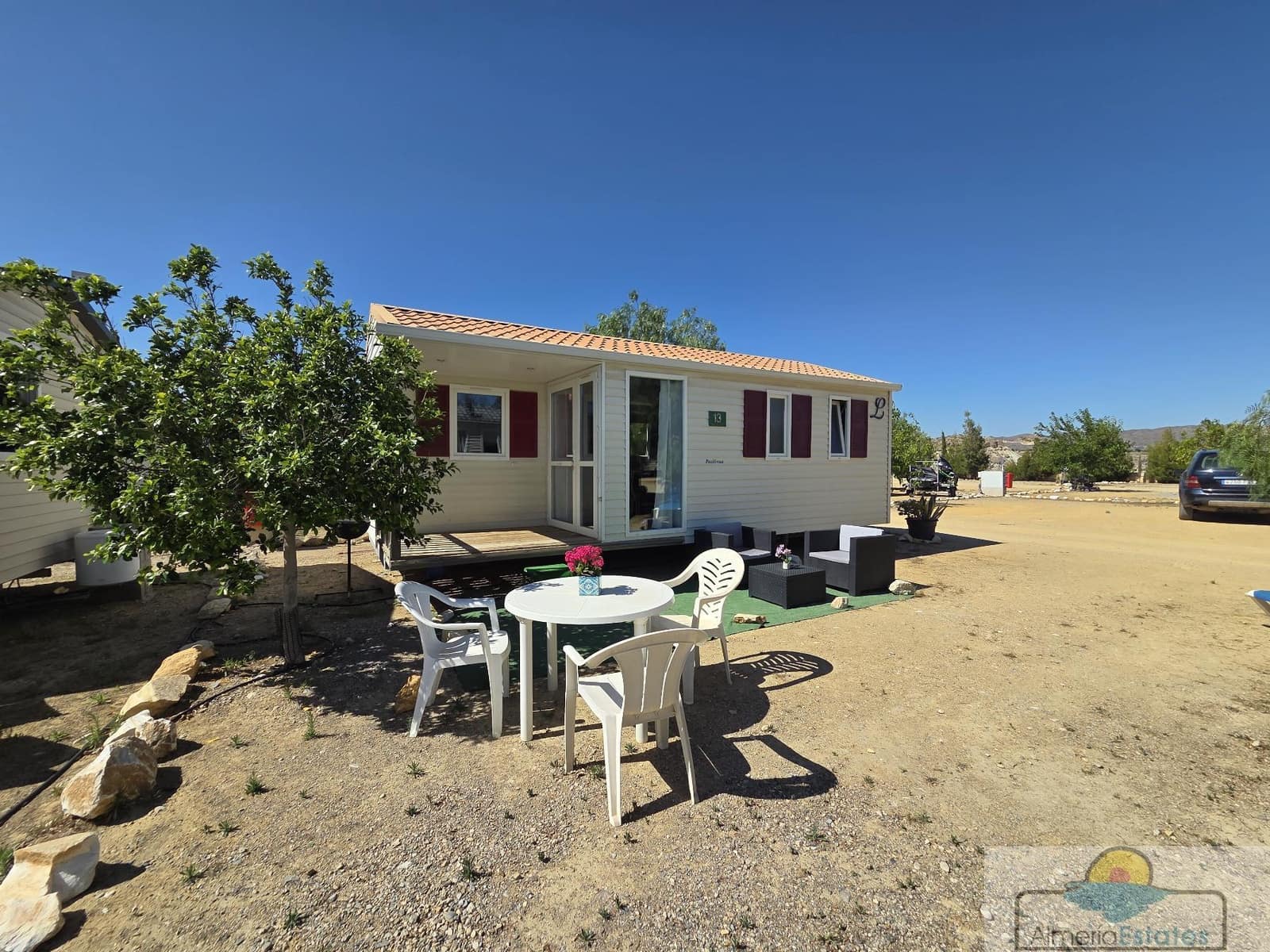 2 bedroom Townhouse for rent in Albox with pool - € 450 (Ref: 9496554)