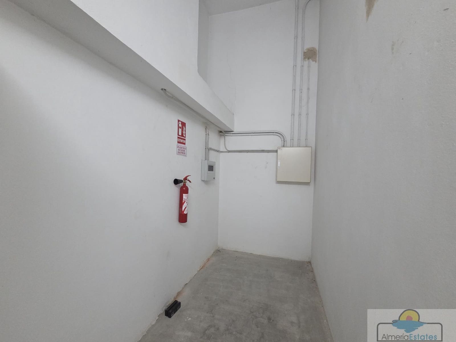 1 slaapkamer Commercieel te huur in Vera - € 3.200 (Ref: 9535240)