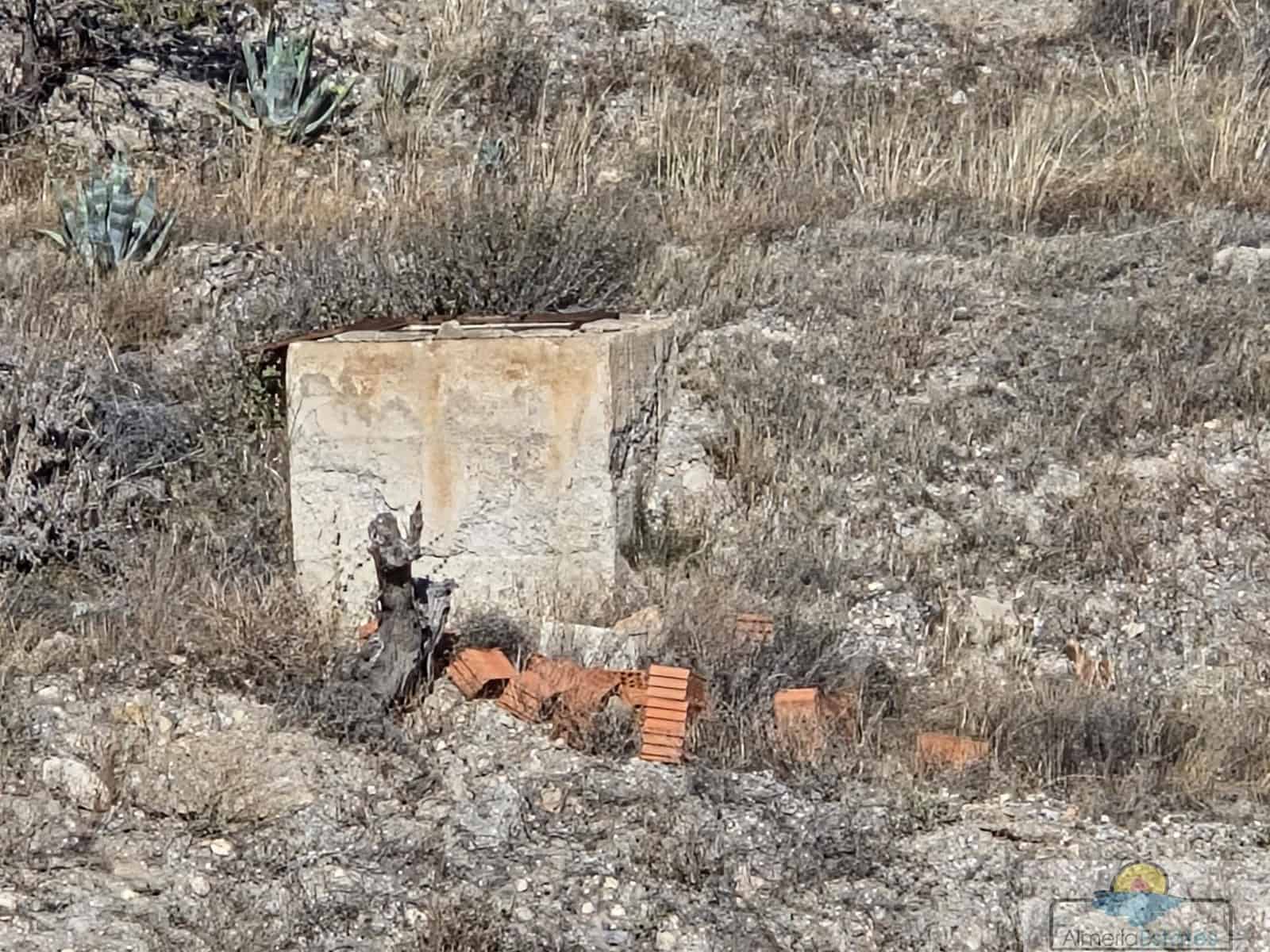 4 soveværelse Byhus til salg i Albox med garage - € 135.000 (Ref: 9535245)
