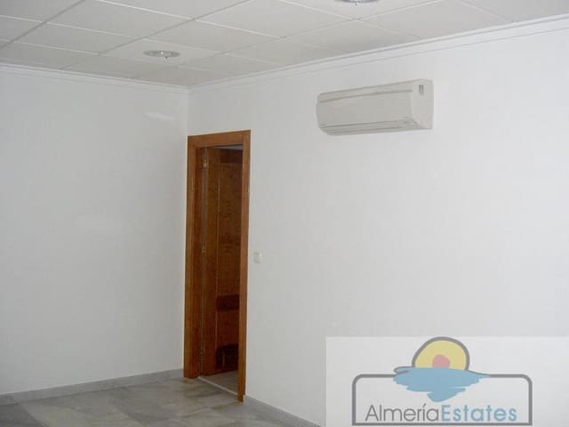 Commercieel te huur in Albox - € 400 (Ref: 9548467)