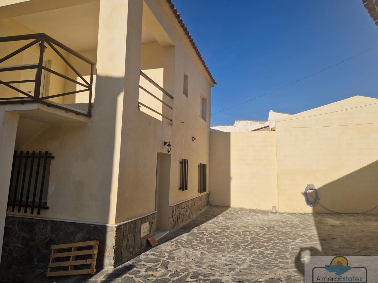 3 soverom Leilighet til leie i Arboleas - € 700 (Ref: 9665487)