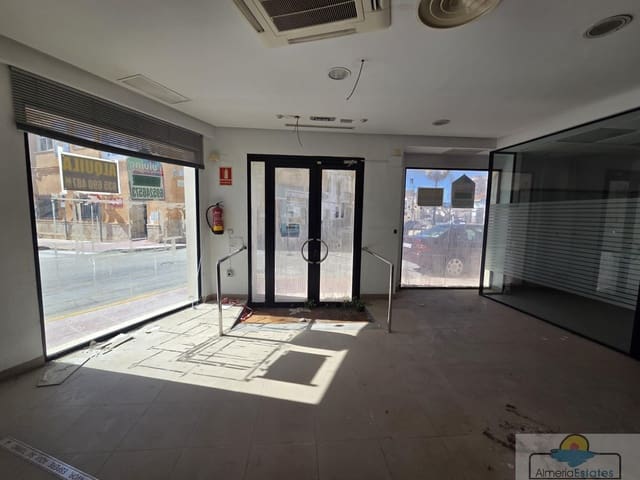 3 bedroom Commercial for rent in Albox - € 650 (Ref: 9665490)