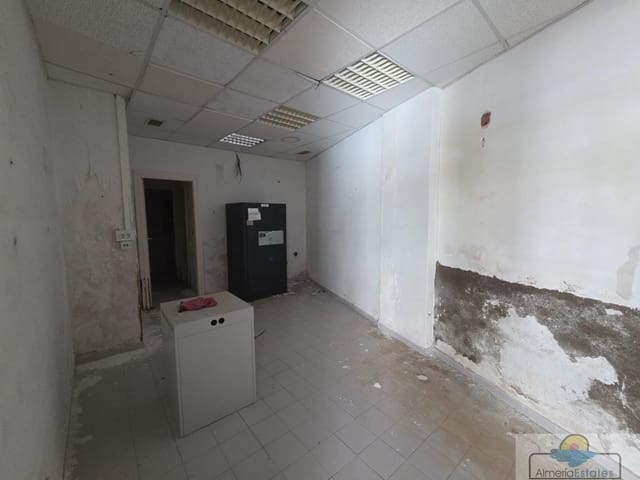 3 bedroom Commercial for rent in Albox - € 650 (Ref: 9665490)