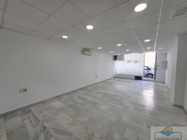 Local Comercial en Albox en alquiler - 325 € (Ref: 9729553)