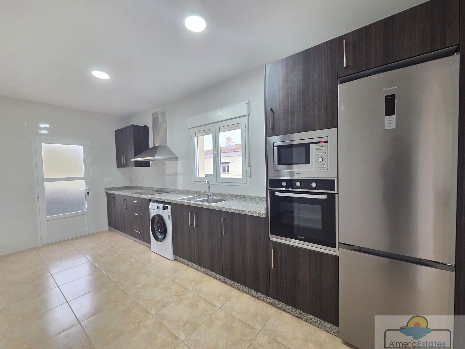 3 bedroom Townhouse for sale in Sorbas - € 139,000 (Ref: 9729554)