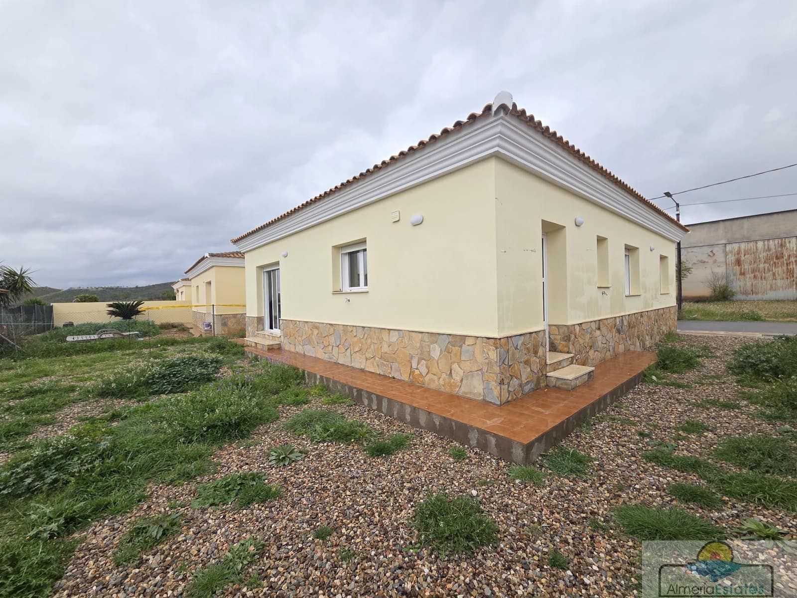 3 bedroom Townhouse for sale in Sorbas - € 139,000 (Ref: 9729554)