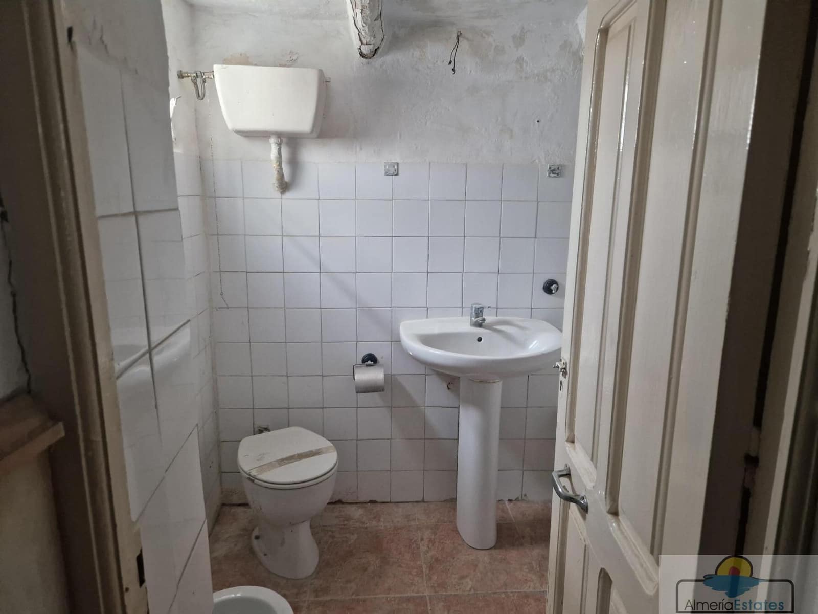 5 bedroom Townhouse for sale in Fines - € 108,000 (Ref: 9729556)