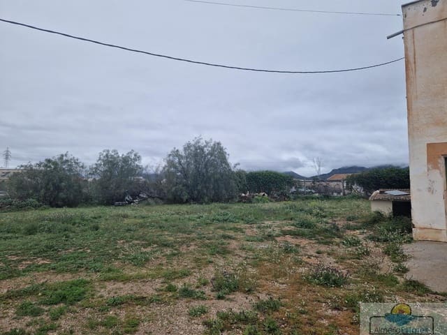 Casa de 5 habitaciones en Fines en venta - 108.000 € (Ref: 9729556)