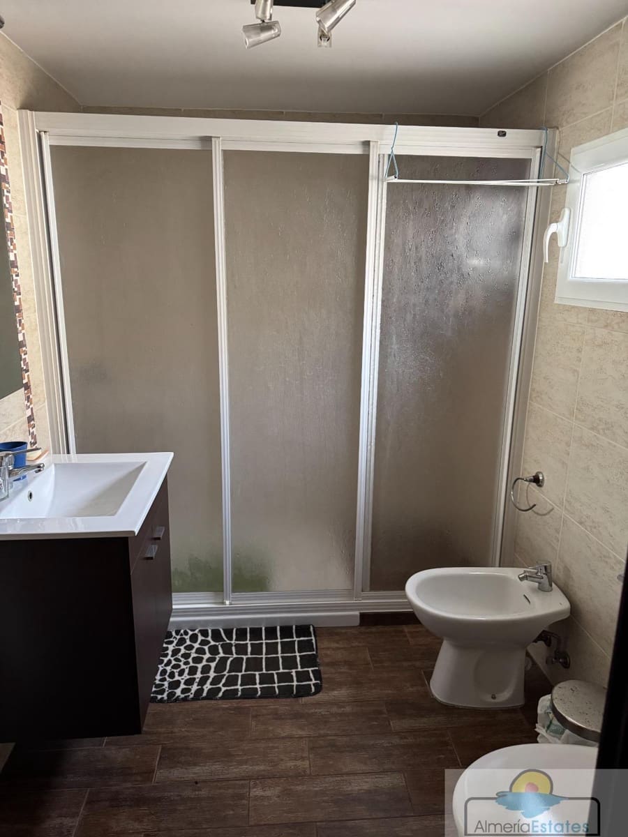 6 bedroom Townhouse for sale in Olula del Rio - € 250,000 (Ref: 9729557)