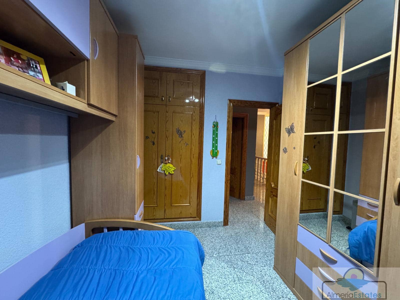 6 bedroom Townhouse for sale in Olula del Rio - € 250,000 (Ref: 9729557)