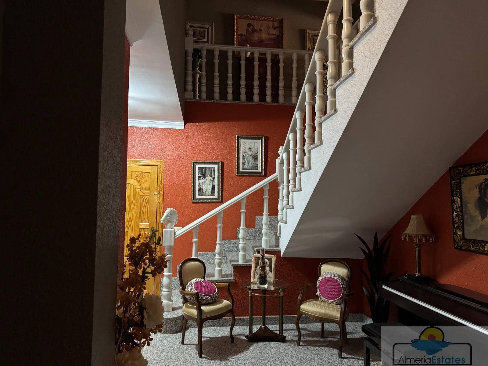 6 bedroom Townhouse for sale in Olula del Rio - € 250,000 (Ref: 9729557)