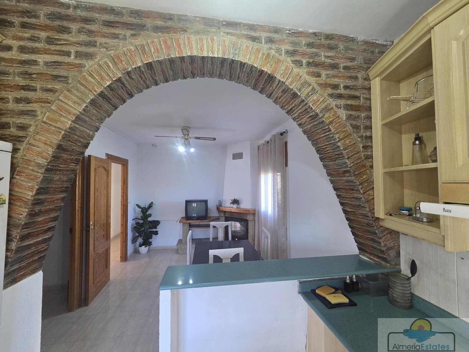 7 makuuhuone Huvila myytävänä paikassa Albox mukana 
autotalli - 449 000 € (Ref: 9764871)