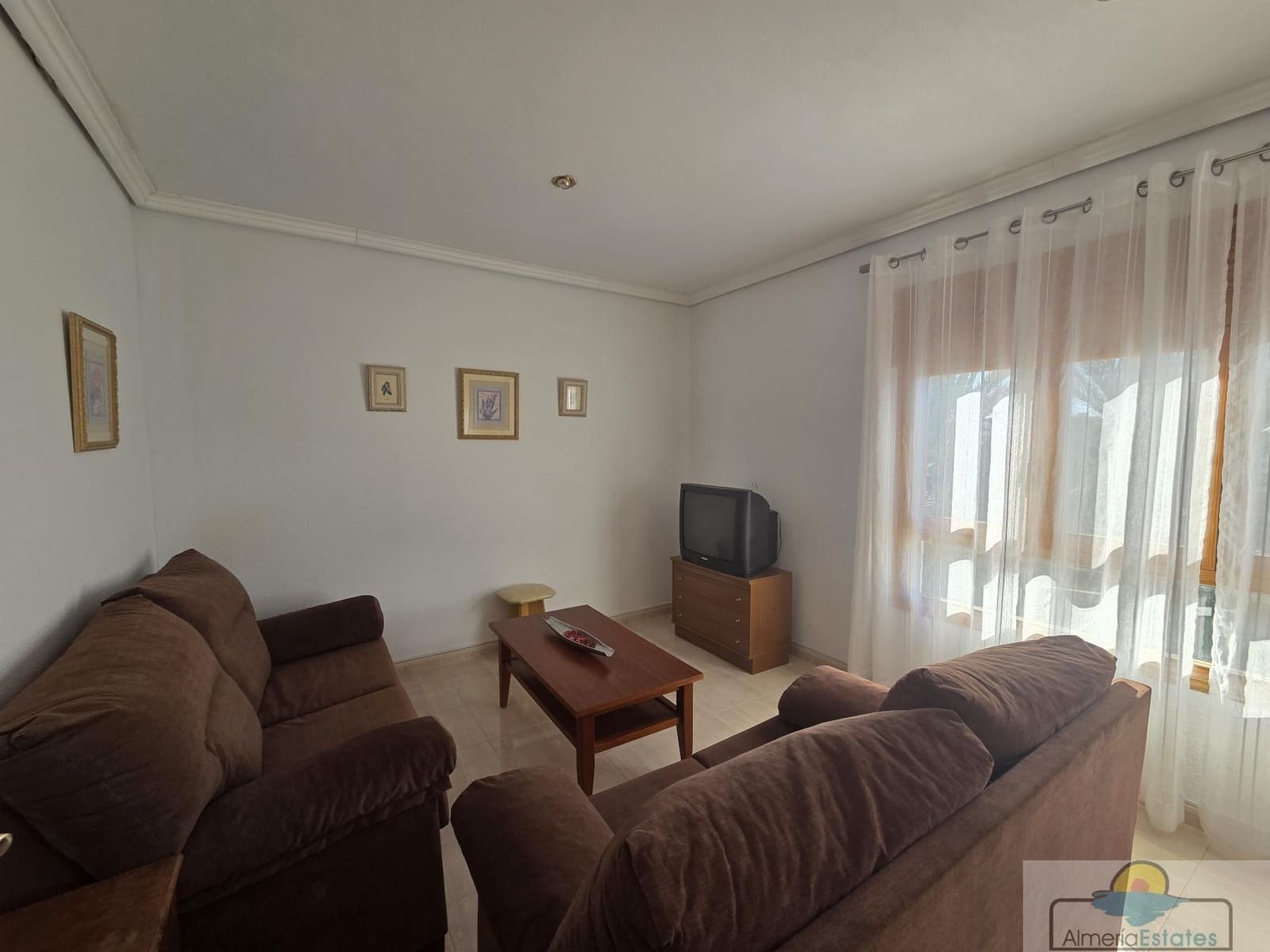 7 makuuhuone Huvila myytävänä paikassa Albox mukana 
autotalli - 449 000 € (Ref: 9764871)