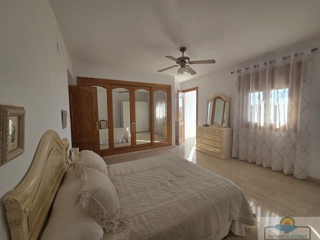 7 soverom Villa til salgs i Albox med garasje - € 449 000 (Ref: 9764871)