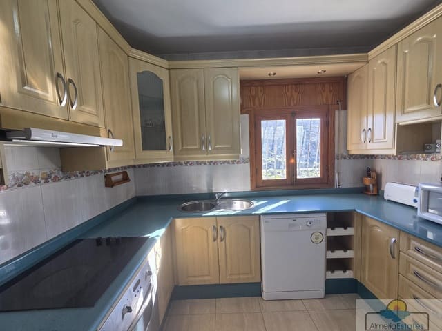 7 soverom Villa til salgs i Albox med garasje - € 449 000 (Ref: 9764871)