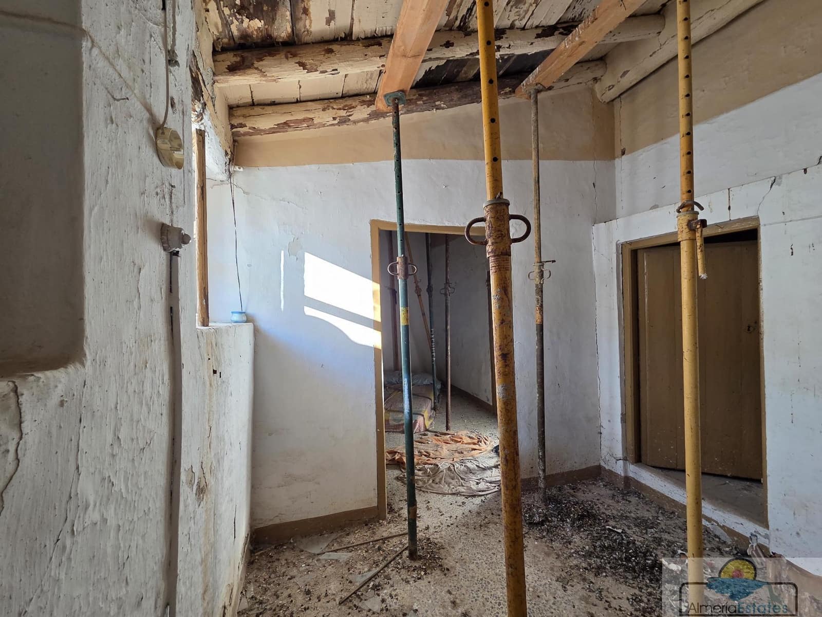 4 soverom Hus til salgs i Baza - € 13 000 (Ref: 9764872)