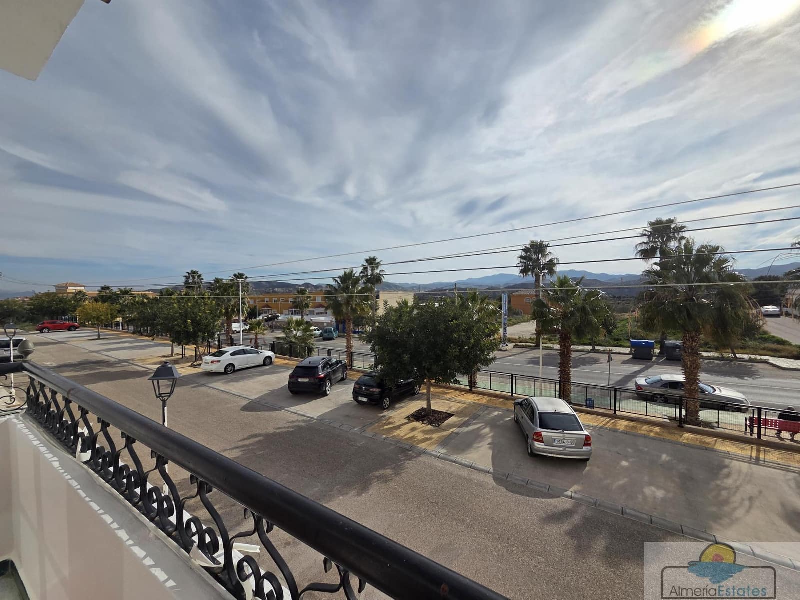 4 bedroom Townhouse for rent in Arboleas with garage - € 550 (Ref: 9764874)