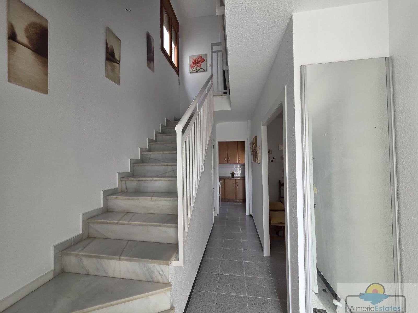 4 bedroom Townhouse for rent in Arboleas with garage - € 550 (Ref: 9764874)