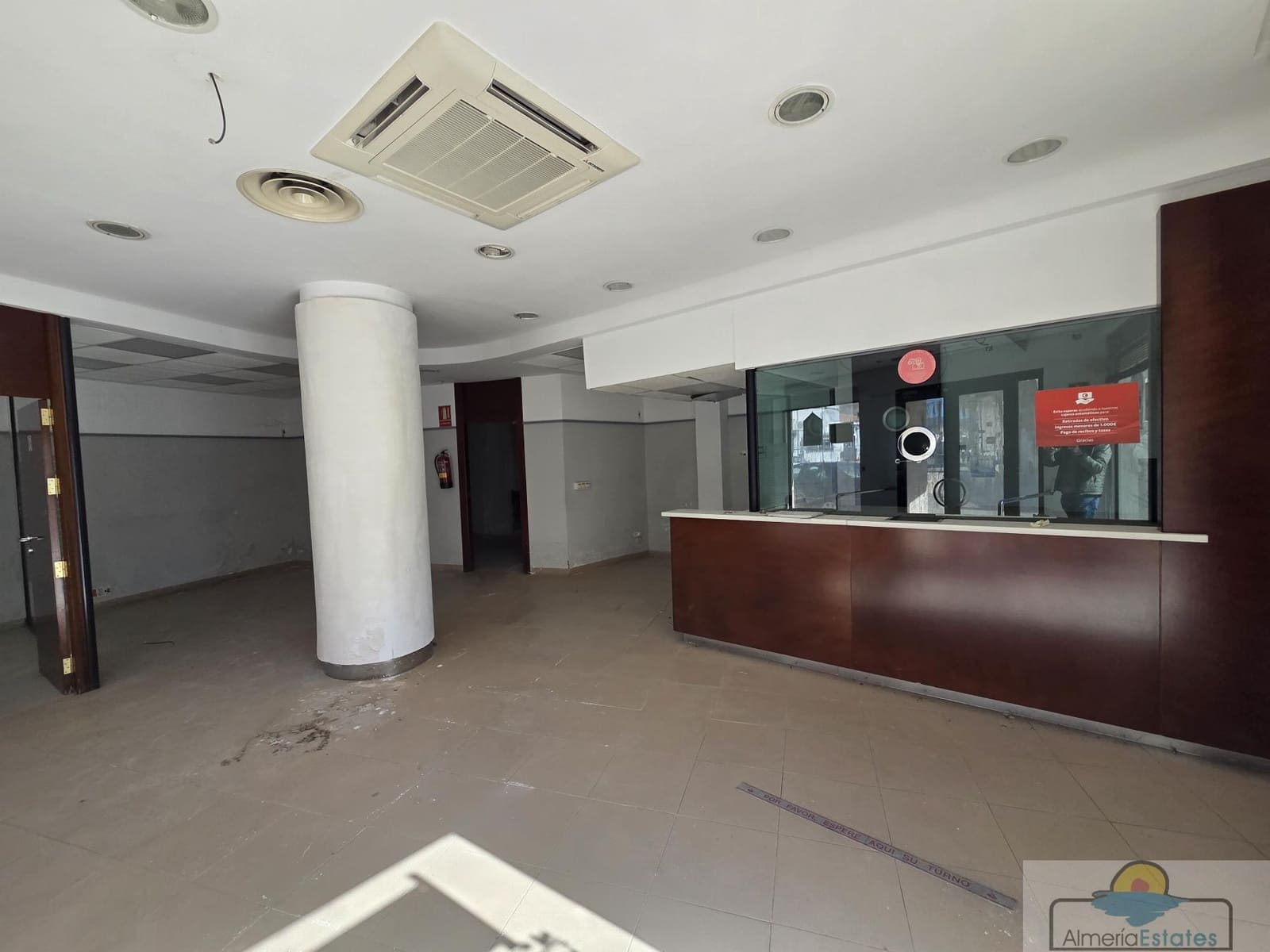 3 bedroom Commercial for rent in Albox - € 600 (Ref: 9764877)