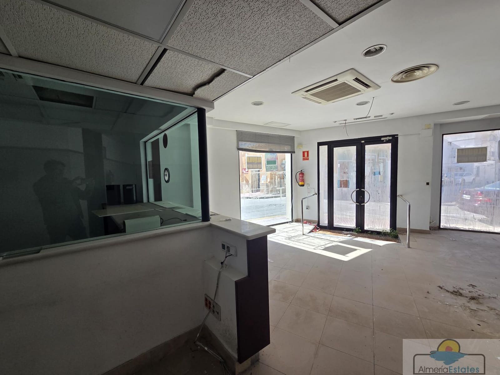 3 bedroom Commercial for rent in Albox - € 600 (Ref: 9764877)