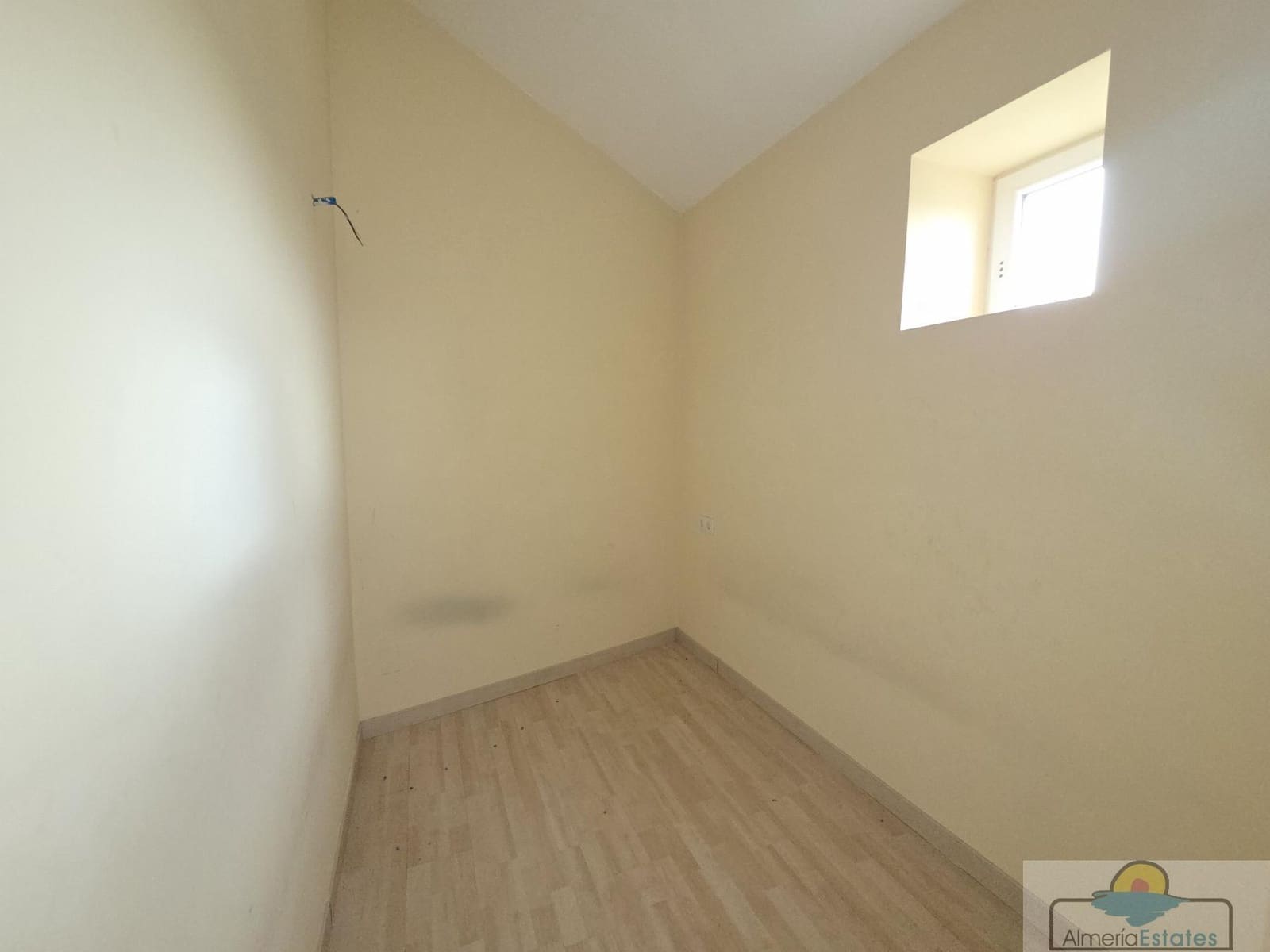 3 quarto Moradia para venda em Aljariz - 130 000 € (Ref: 9765176)