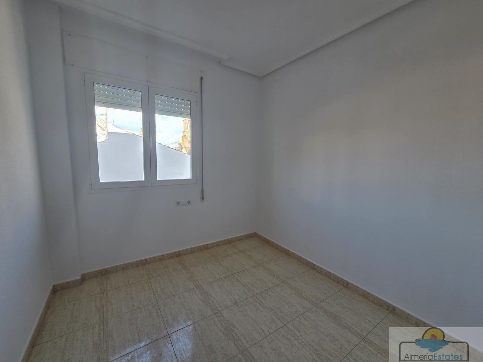 3 bedroom Flat for rent in Macael - € 475 (Ref: 9765177)