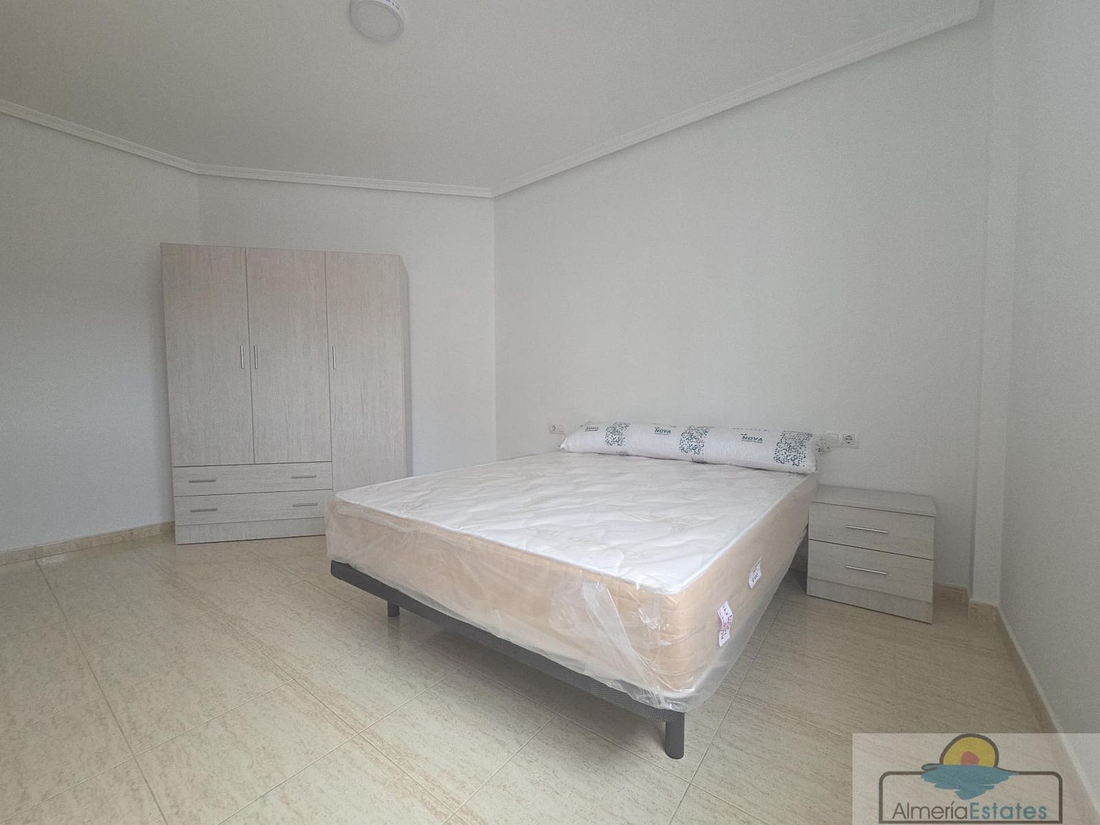 3 sovrum Lägenhet att hyra i Macael - 475 € (Ref: 9765177)