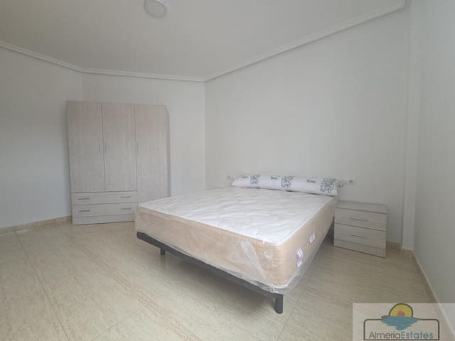 3 sovrum Lägenhet att hyra i Macael - 475 € (Ref: 9765177)
