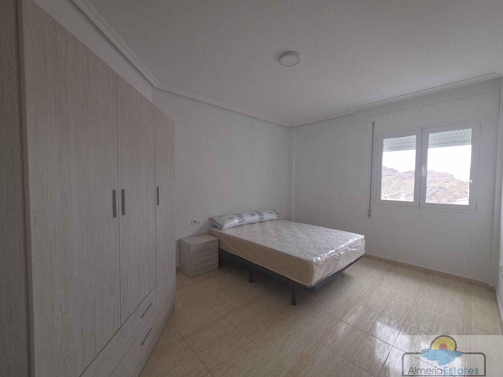 3 sovrum Lägenhet att hyra i Macael - 475 € (Ref: 9765177)