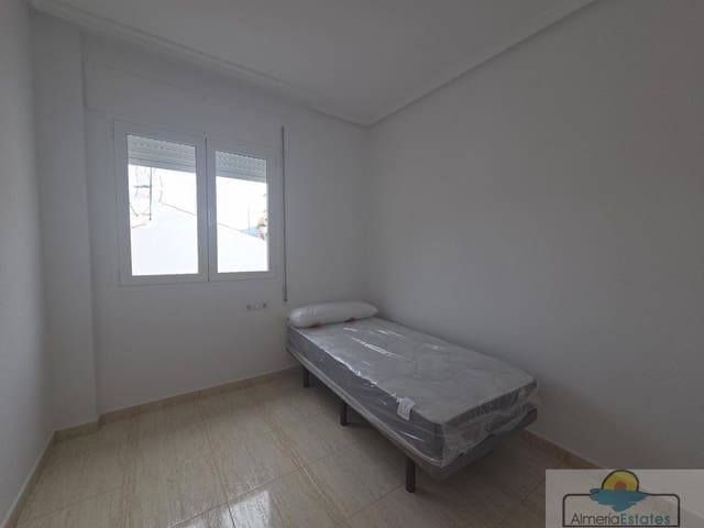 3 sovrum Lägenhet att hyra i Macael - 475 € (Ref: 9765177)