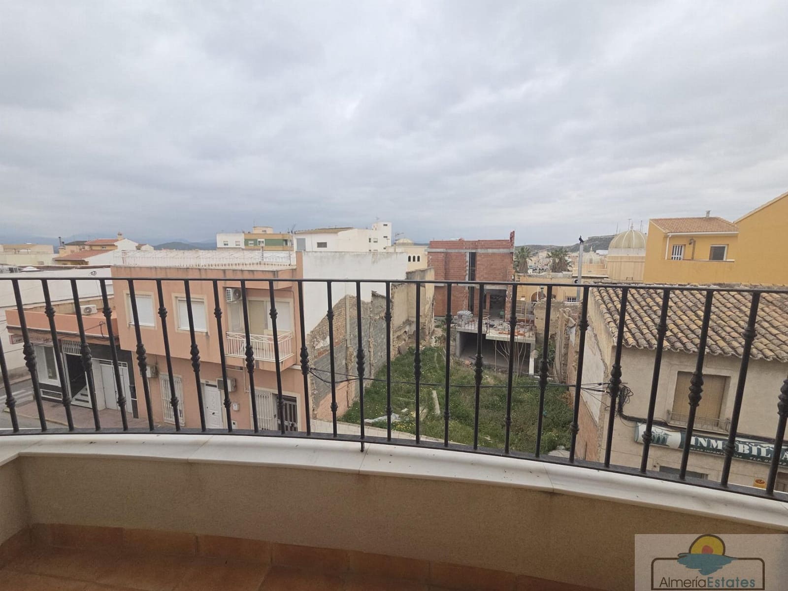 2 soveværelse Lejlighed til salg i Albox - € 53.600 (Ref: 9788692)