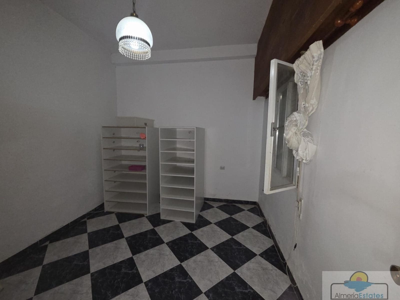 Commercial for sale in Albox - € 129,000 (Ref: 9818404)