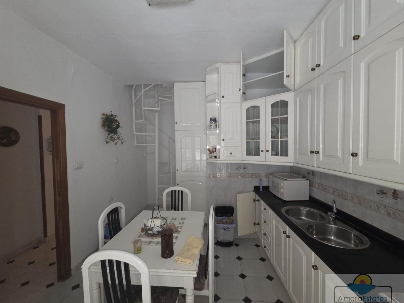 Commercial for sale in Albox - € 129,000 (Ref: 9818404)