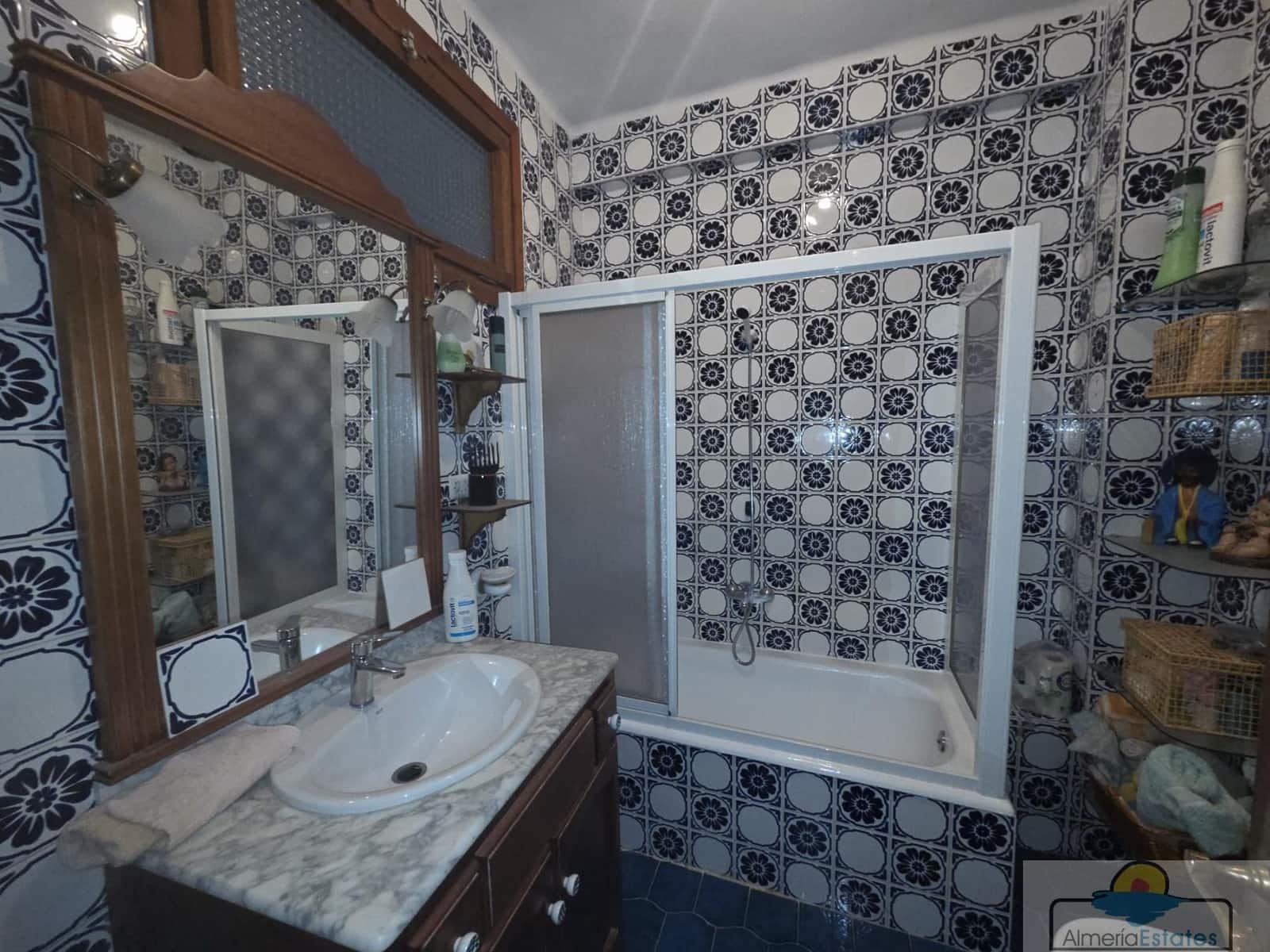 Commercial for sale in Albox - € 129,000 (Ref: 9818404)