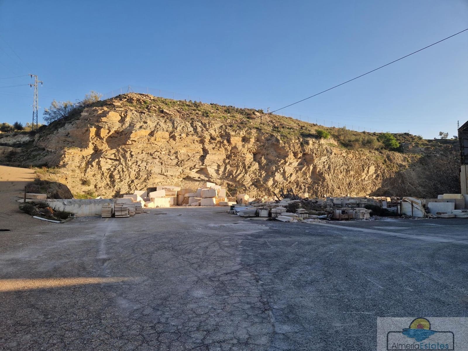 4 sovrum Kommersiell till salu i Macael - 360 000 € (Ref: 9818406)