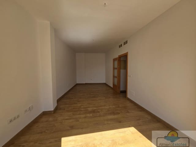 3 slaapkamer Flat te koop in Albox - € 98.000 (Ref: 9858145)